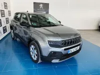 Usado Jeep Avenger Altitude 100 CV (73 kW) 2025 Gris / plata SUV