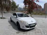 Usado Renault Mégane Dynamique 180 CV (132 kW) 2010 Blanco Berlina