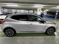 Usado Renault Clio V Techno 90 CV (66 kW) 2023 Gris / plata Berlina