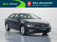 Usado VW Passat Business 122 CV (89 kW) 2022 Gris / plata Familiar