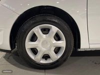 Usado Dacia Sandero 75 CV (55 kW) 2016 Blanco Berlina