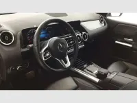 Usado Mercedes B200 150 CV (110 kW) 2019 Plateado Utilitario