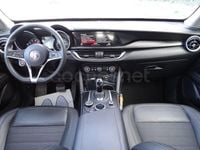 Usado Alfa Romeo Stelvio Executive 201 CV (147 kW) 2018 Gris SUV
