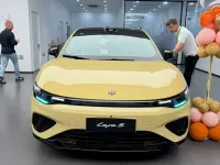 Nuevo Leapmotor B10 160 kW (218 CV) 2026 Amarillo SUV