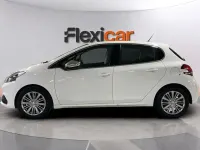 Usado Peugeot 208 Allure 110 CV (80 kW) 2018 Blanco Utilitario