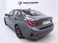 Usado BMW 318 150 HP (110 kW) 2020 Cinzento Sedan