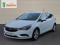 Usado Opel Astra Selective 124 CV (91 kW) 2018 Blanco Utilitario