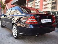 Usado Mercedes C220 Sport Edition 150 CV (110 kW) 2006 Azul Berlina