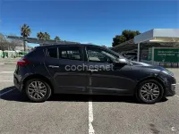Usado Renault Mégane III 115 CV (84 kW) 2014 Gris / plata Berlina