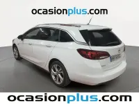 Usado Opel Astra Dynamic 125 CV (91 kW) 2018 Blanco Familiar