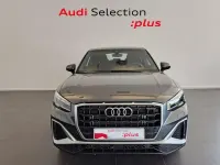 Usado Audi Q2 S-Line 150 CV (110 kW) 2025 Gris / plata SUV