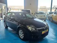 Usado Opel Astra Essentia 90 CV (66 kW) 2006 Negro Utilitario