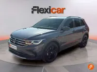 Usado VW Tiguan Life 150 CV (110 kW) 2022 Gris SUV