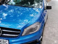 Usado Mercedes A220 AMG line 170 CV (125 kW) 2015 Azul Berlina
