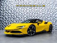 Usado Ferrari SF90 1001 CV (736 kW) 2022 Amarillo Coupe