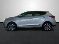 Nuevo EVO Evo 3 113 CV (83 kW) 2025 Gris / plata SUV