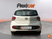 Usado Hyundai i10 87 CV (63 kW) 2017 Blanco Utilitario