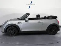 Usado Mini Cooper Cabriolet 136 CV (100 kW) 2023 Gris / plata Descapotable