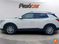 Usado SsangYong Korando 149 CV (109 kW) 2022 Blanco SUV