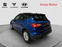 Usado Seat Arona Style 116 CV (85 kW) 2025 Gris / plata SUV