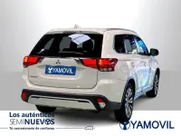 Usado Mitsubishi Outlander Motion 150 CV (110 kW) 2021 Blanco SUV