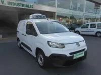 Usado Fiat Doblò 102 CV (75 kW) 2024 Blanco Monovolumen