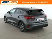 Usado Ford Focus ST-Line 155 CV (114 kW) 2023 Gris Berlina