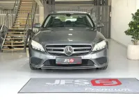 Usado Mercedes C200 160 CV (117 kW) 2019 Gris Berlina
