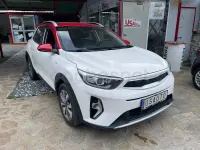 Usado Kia Stonic 84 CV (61 kW) 2023 Blanco SUV