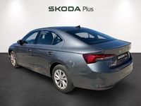 Usado Skoda Octavia Selection 150 CV (110 kW) 2025 Gris Berlina