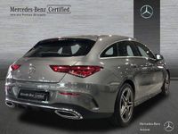 Usado Mercedes CLA200 Shooting Brake AMG line 150 CV (110 kW) 2022 Gris montaña Familiar