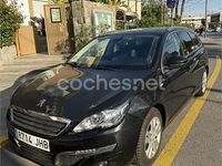 Usado Peugeot 308 SW GT-line 130 CV (95 kW) 2015 Negro Familiar