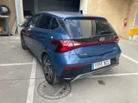 Usado Hyundai i20 100 CV (73 kW) 2025 Azul Utilitario