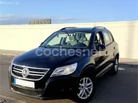 Usado VW Touran 140 CV (102 kW) 2010 Negro Monovolumen
