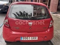 Usado Dacia Sandero Ambiance 75 CV (55 kW) 2009 Rojo Berlina