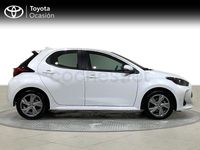 Usado Toyota Yaris Hybrid Active 116 CV (85 kW) 2025 Blanco Berlina
