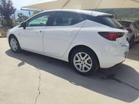 Usado Opel Astra Business 110 CV (80 kW) 2017 Blanco Utilitario