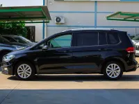 Usado VW Touran Sportline 150 CV (110 kW) 2017 Negro Monovolumen