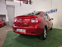 Usado Dacia Logan Lauréate 90 CV (66 kW) 2017 Granate Berlina