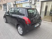 Usado Suzuki Swift GL 69 CV (50 kW) 2007 Negro Utilitario
