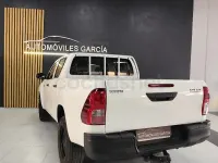 Usado Toyota HiLux Plus 150 CV (110 kW) 2022 Blanco Pickup/Camioneta