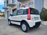 Usado Fiat Panda 4x4 Climbing 75 CV (55 kW) 2012 Blanco Utilitario