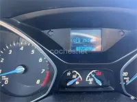 Usado Ford Focus Trend 100 CV (73 kW) 2013 Blanco Berlina
