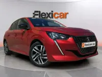 Usado Peugeot 208 Allure 101 CV (74 kW) 2023 Rojo Utilitario