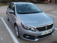 Usado Peugeot 308 Style 130 CV (95 kW) 2019 Gris / plata Berlina