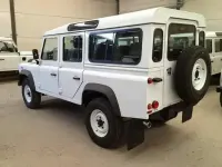 Używany Land Rover Defender 122 KM (89 kW) 2012 Biały SUV
