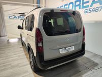 Usado Peugeot Rifter GT-line 130 CV (95 kW) 2019 Gris / plata Monovolumen