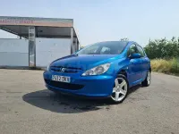 Usado Peugeot 307 136 CV (100 kW) 2005 Azul Berlina