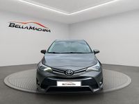 Usado Toyota Avensis Advance 143 CV (105 kW) 2018 Gris Berlina