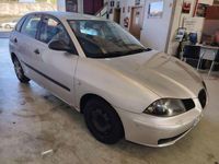 Usado Seat Ibiza Reference 64 CV (47 kW) 2004 Gris Utilitario